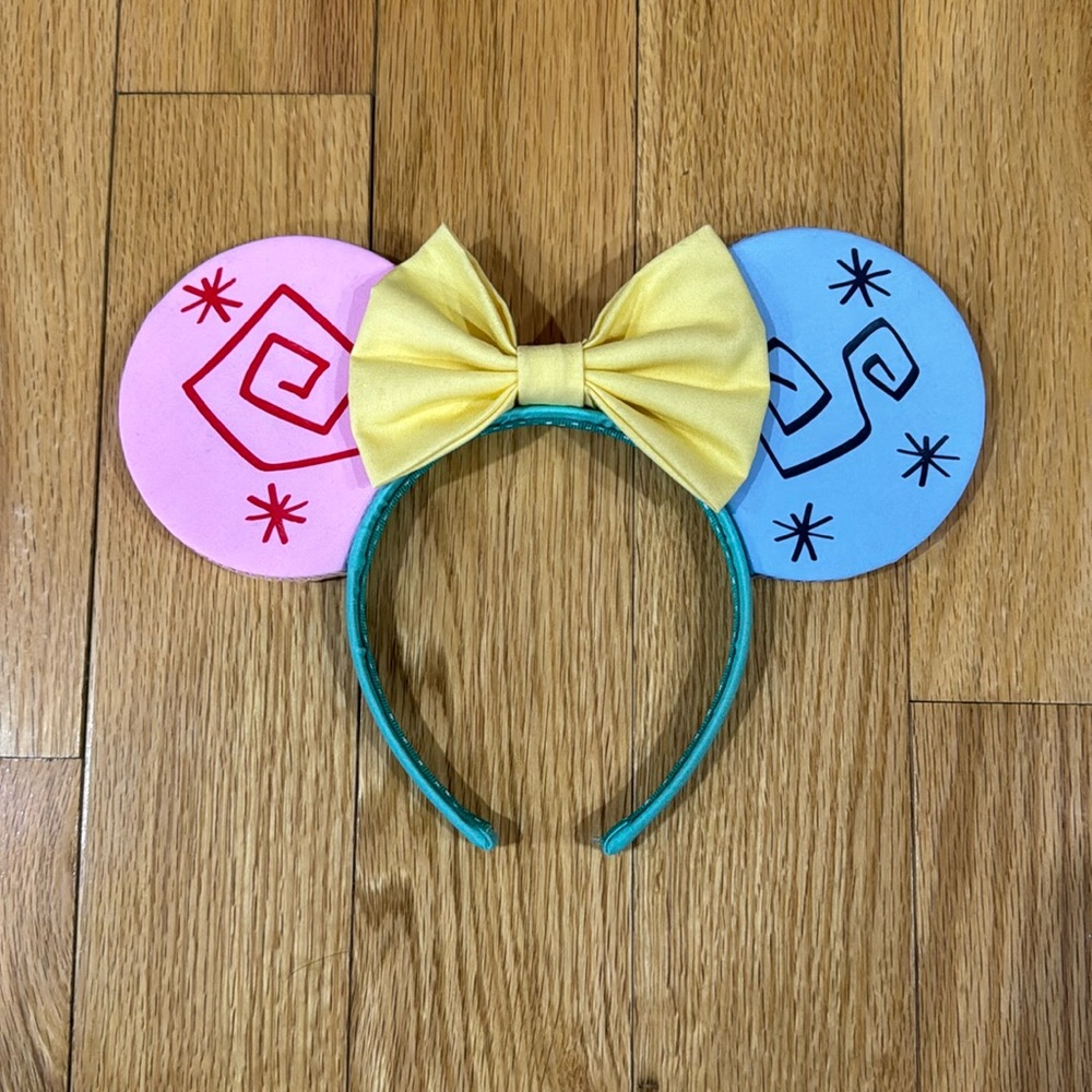 Disney Minnie Ears Tea Cups